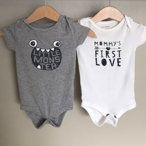 2 pack of onesies